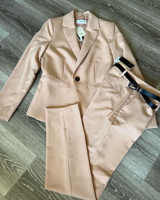 Костюм Mango. Розмір S. Новий!