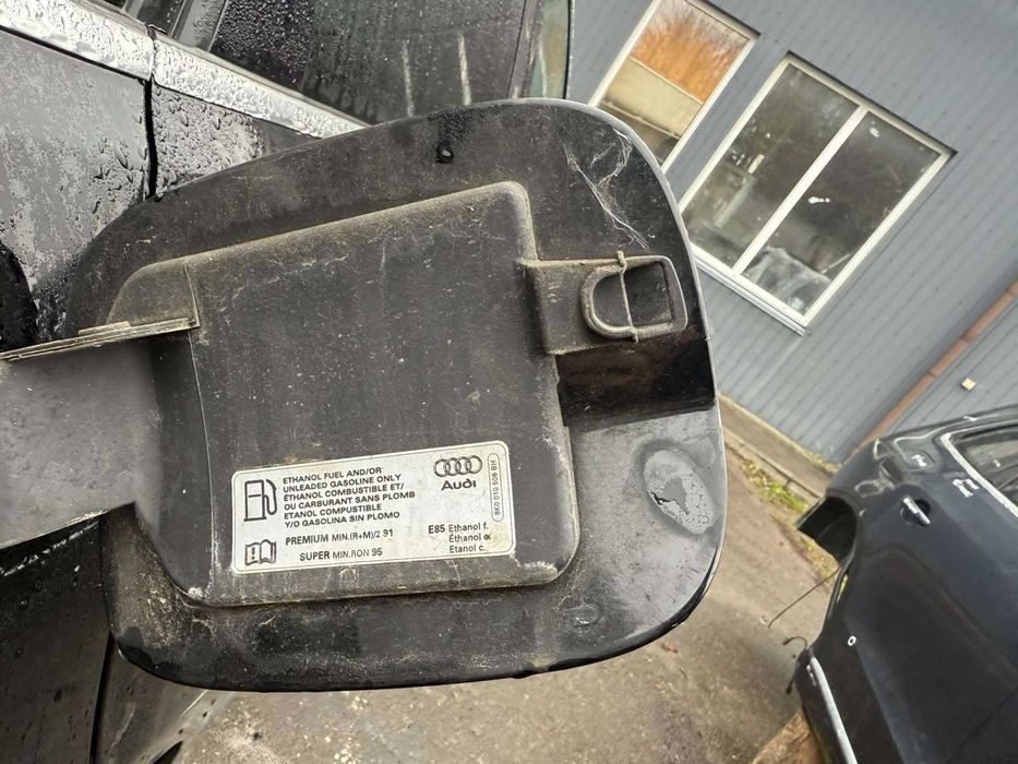 Кришка бензобаку взборі лючок топливного бака A4 B8 Q5 Ауди audi 09-17