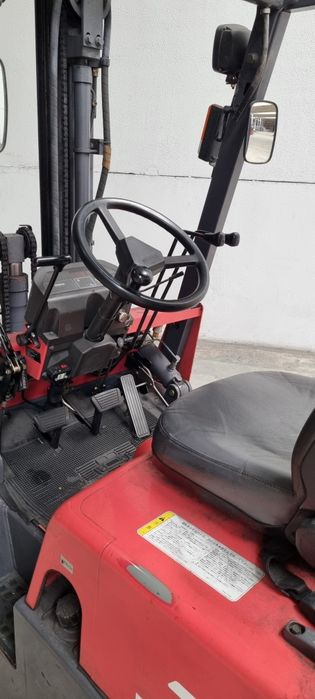 Empilhador a gás Nissan 1500kg