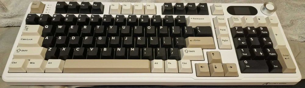 Bezprzewodowa klawiatura mechaniczna Attack Shark X98Pro