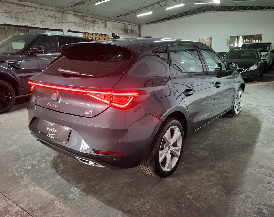 SEAT Leon 1.5 TSI e-Hybrid Plug-In FR DSG (204CV) Apenas 37 Mil kms Nacional de 2025 COM IVA DEUTIVEL INCLUIDO (LER DESCRIÇAO)