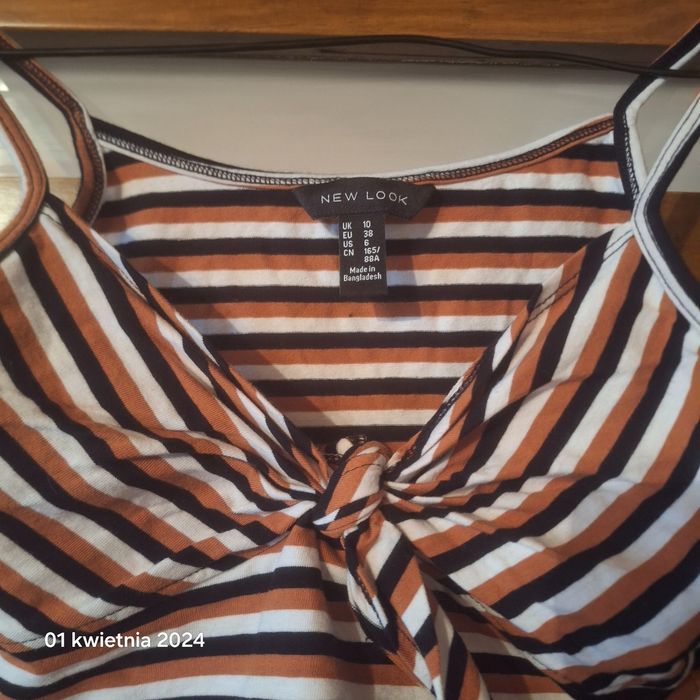 Top damski New Look rozmiar M 97%Cotton stan idealny