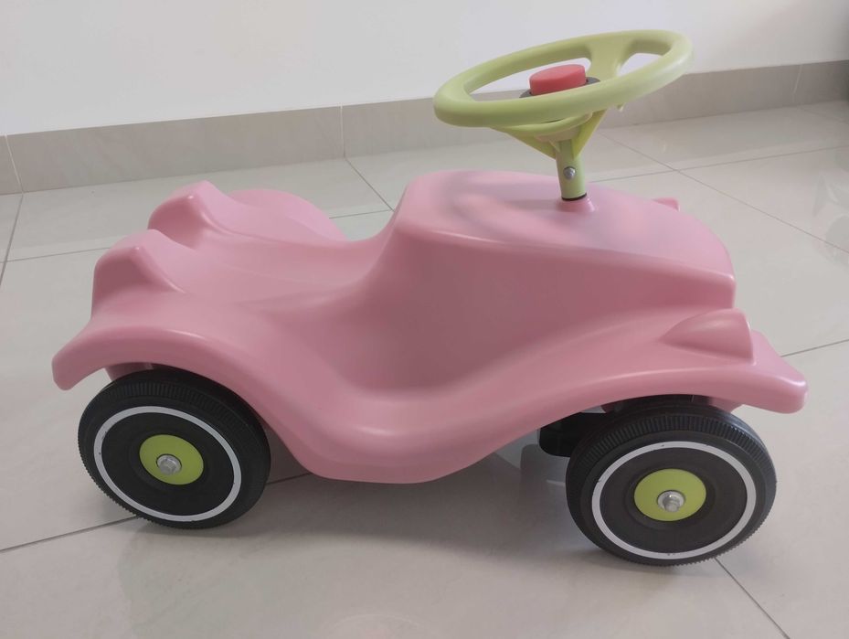 Машинка толокар Big Bobby Car Classic
