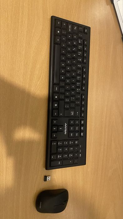 Teclado + Rato - Sem Fios - Bluetooth