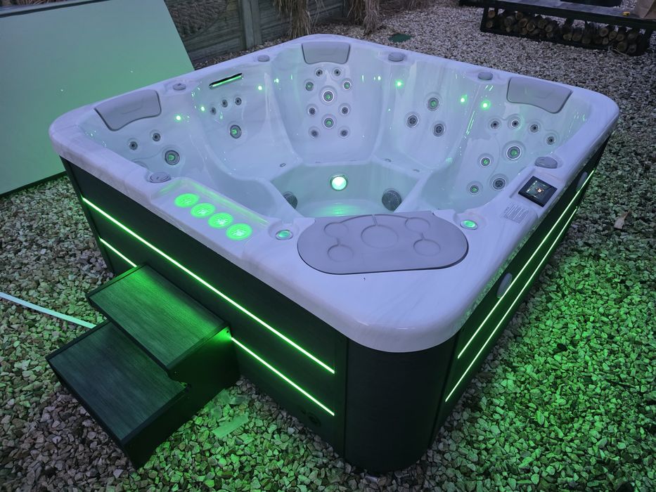 Jacuzzi Ogrodowe SPA 5 Osób | 63 Dysze | Bluetooth | LED | Raty 0%