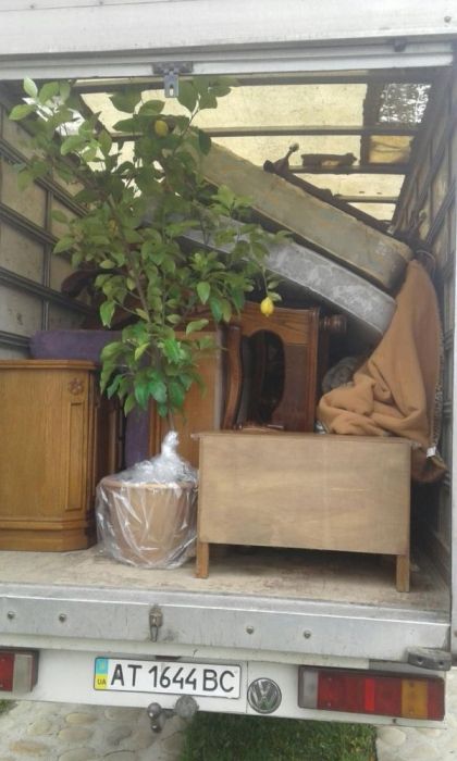 Вантажні перевезення + гідроборт