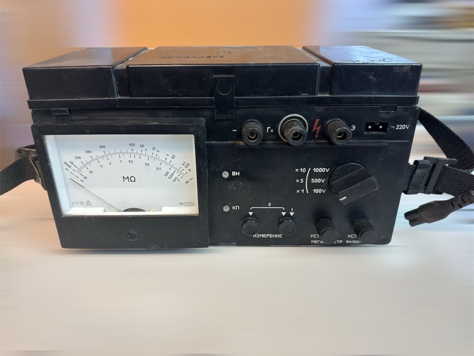 Мегаомметр Ф4102/1-1М