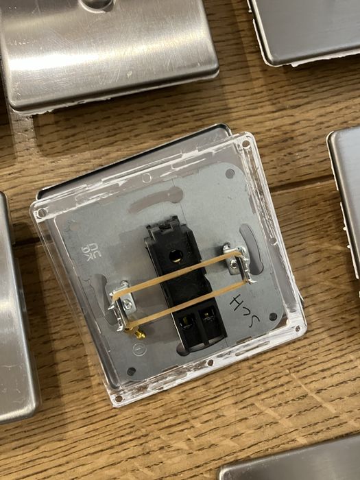 Włączniki świateł 17szt Govena Lightning loft