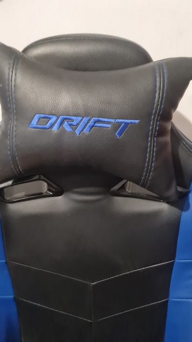 Cadeira gaming marca DRIFT.