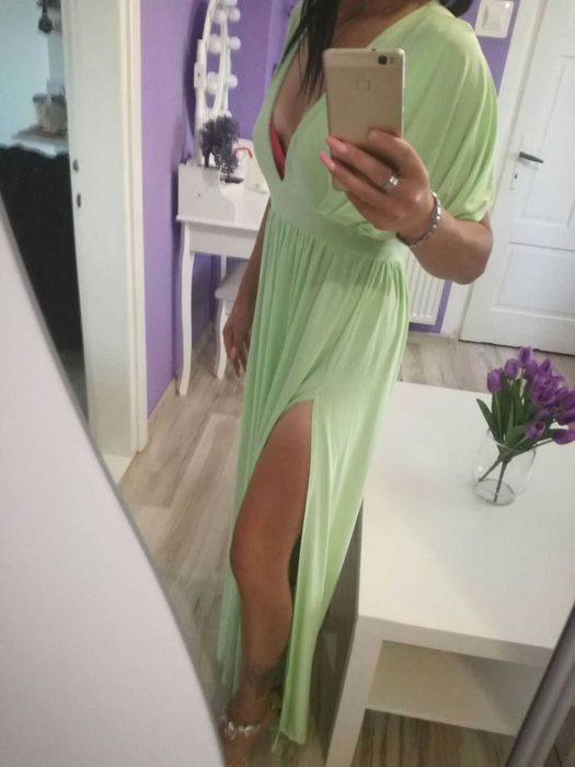 Unikalna sukienka maxi.