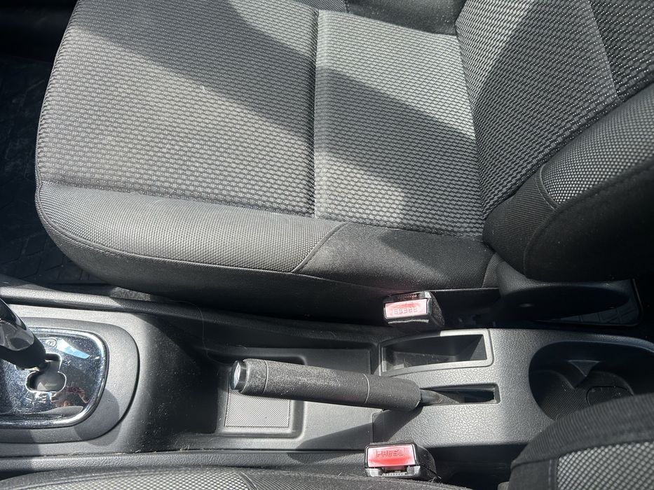Peugeot 207 робот