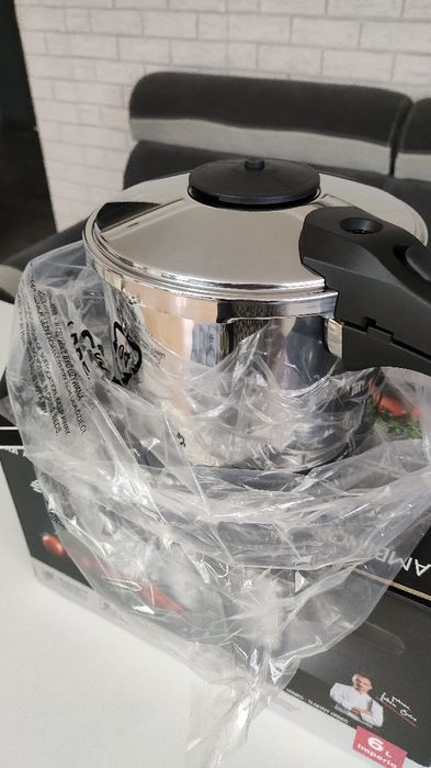 Nowy szybkowar Ambition pojemność 6l.