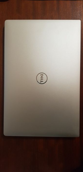 Dell XPS 15 7590 OLED 4K touch 16Gb Ram