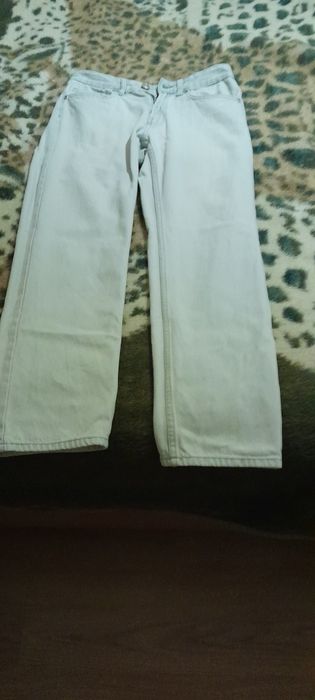 Calca larga confortavel