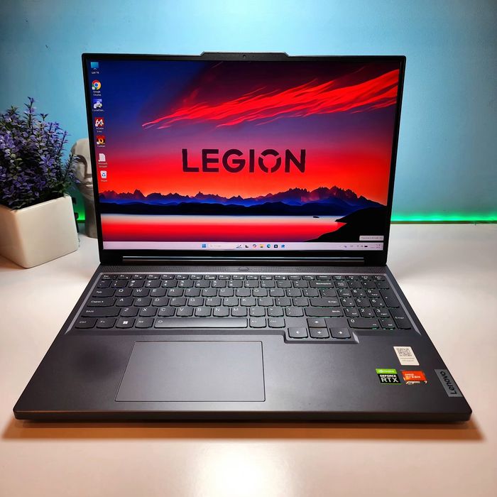 Ігровий ноутбук Lenovo Legion Slim 5 16APH8 (Ryzen 7 7840HS / RTX 4060 / 16GB / 1TB)