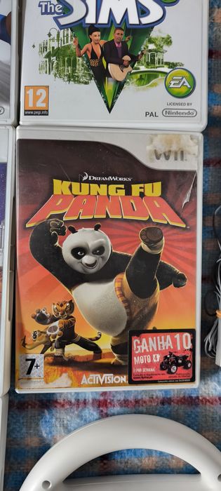 Nintendo Wii + 10 Jogos (100% a funcionar) + Acessórios