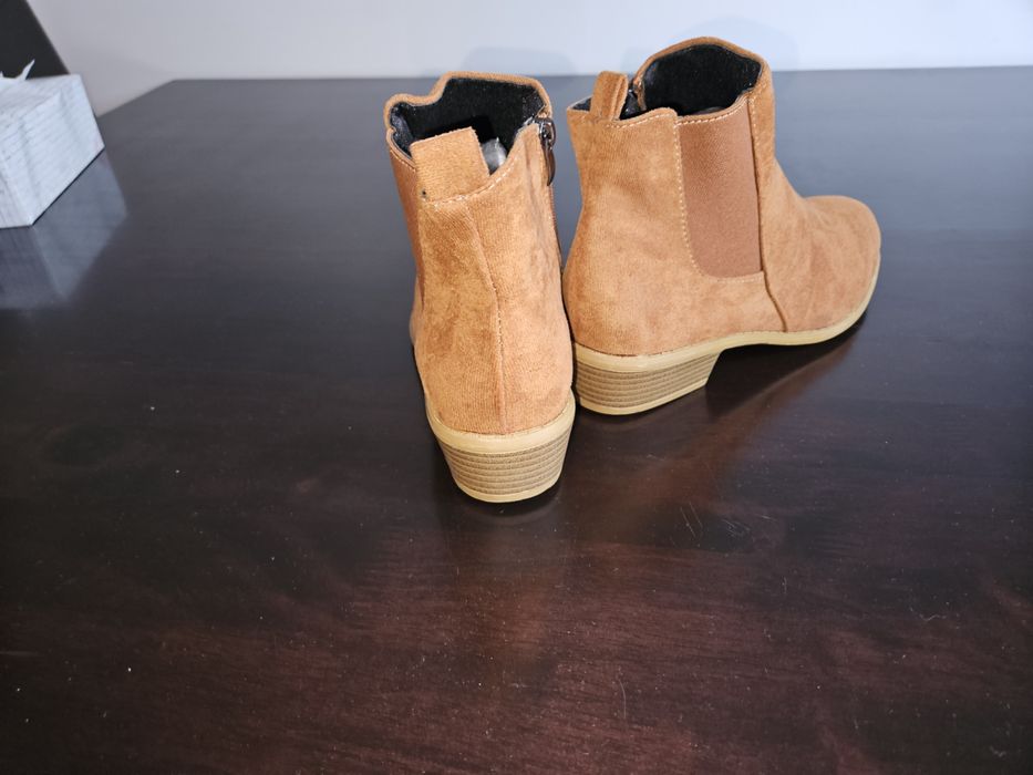 Sztyblety damskie r.38-39 nowe