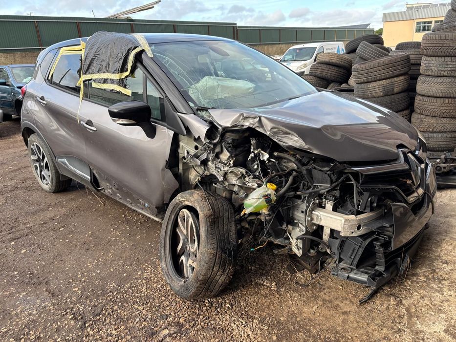 Renault Captur de 2016 a Gasolina para peças