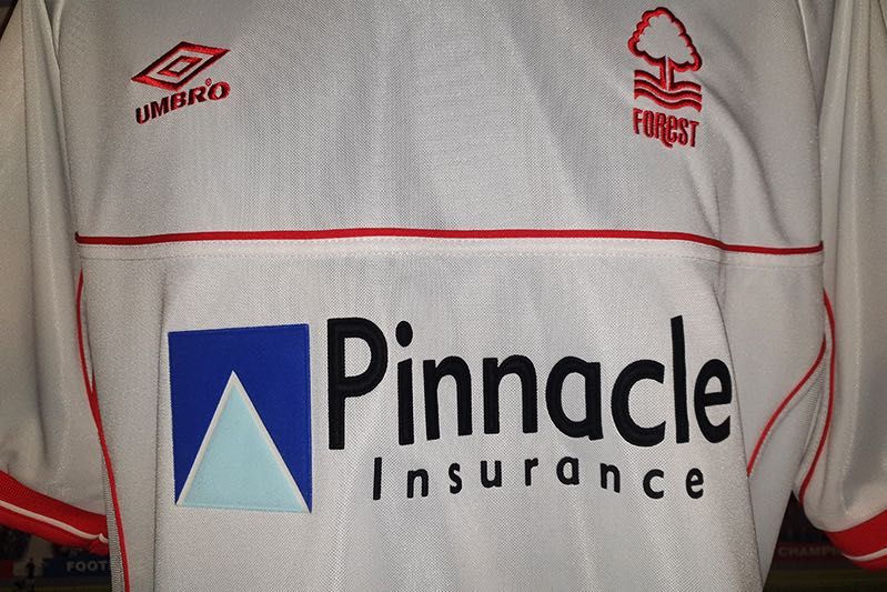 Nottingham Forrest F.C. Umbro Vapa-Tech 2000/2001 away rozmiar: XL-XXL