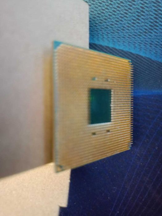 Процессор Ryzen 3 2200G TRAY Б\У