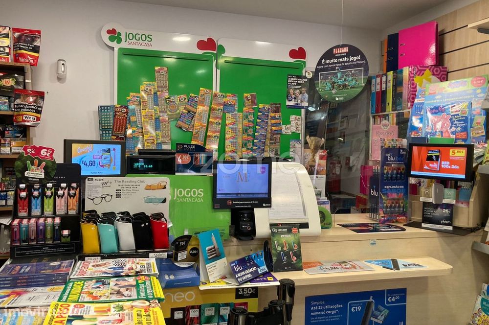 Stationery and Tobacco Shop with Euro Millions License in the Center of Oeiras