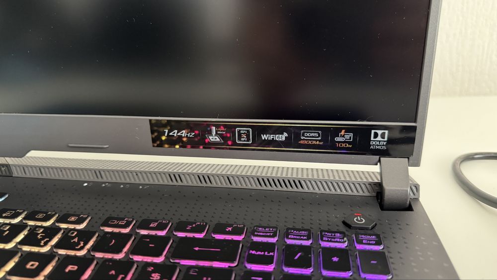 Asus ROG Strix G17 R7-6800HS 16GB DDR5 512GB m.2 laptop do gier 17.3" 144Hz