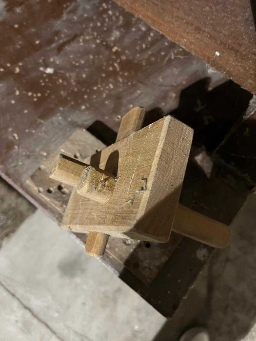 Pequenas ferramentas para trabalhar a madeira