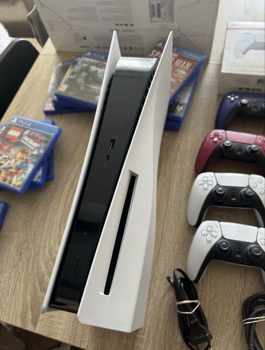Konsola Ps5 z napędem Gwarancja 1216A PlayStation 5 + Gry Pady VR Fortnite Roblox Minecraft