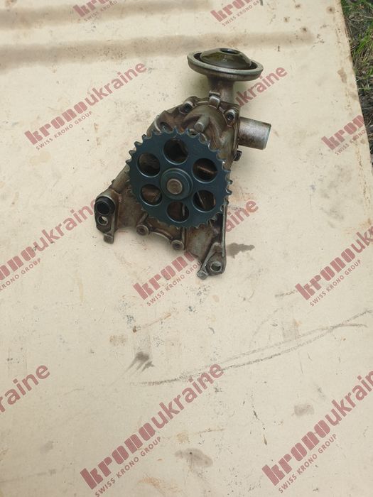 Продам Масляний насос