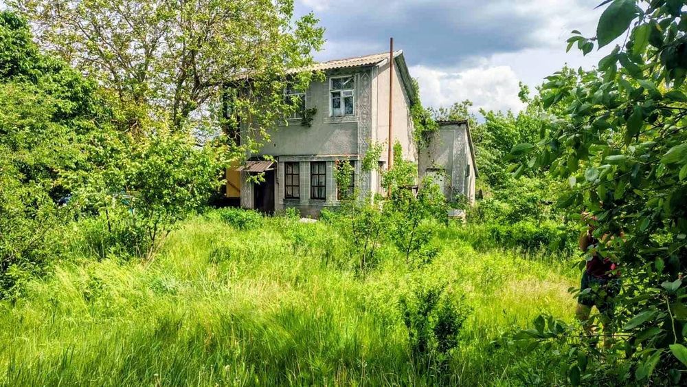 Продаж будинку в дачному кооперативі