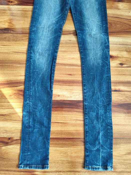 GUESS Dżinsy damskie rozm.24.Oryginał. OKAZJA!!!