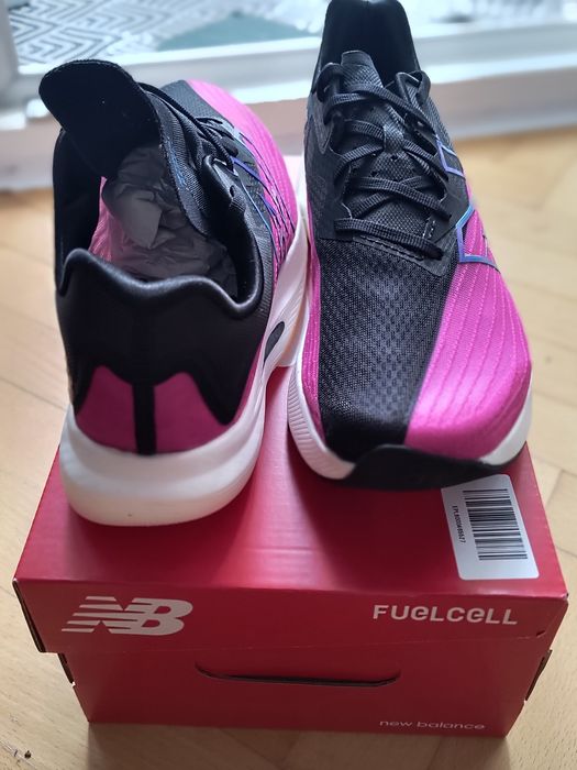 New Balance FuelCell Rebel V2 rozm 45