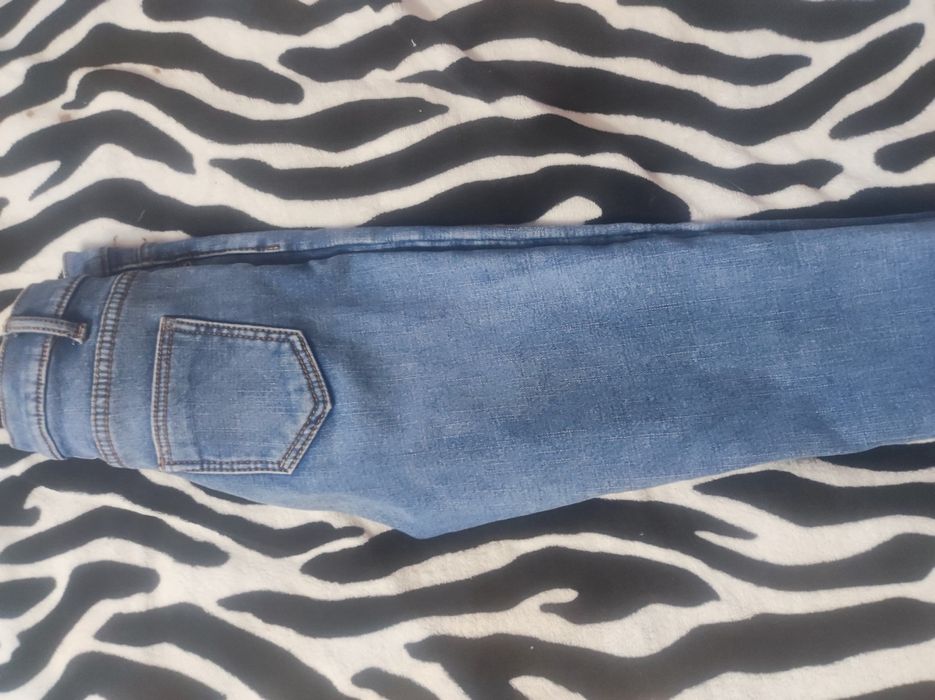 Срочно продам тёплые джинсы