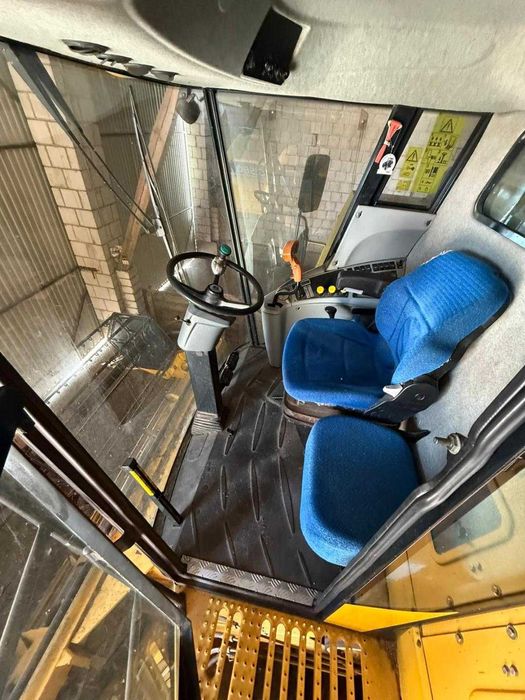 Kombajn zbożowy New Holland TC5050 1 właściciel-igła  (5040,5060)