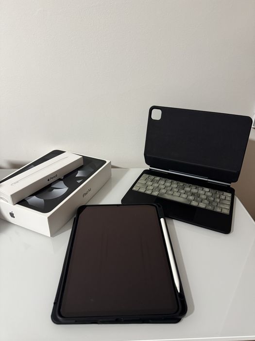 iPad Air (5ª Geração) Wi-Fi 64GB - Space Gray