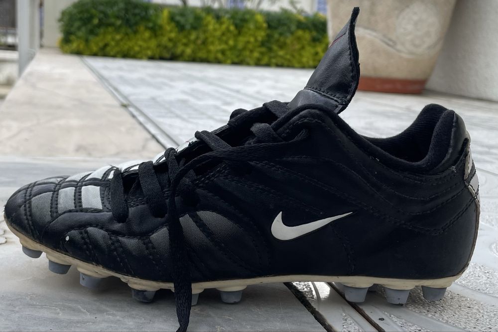 Chuteiras Clássicas Nike