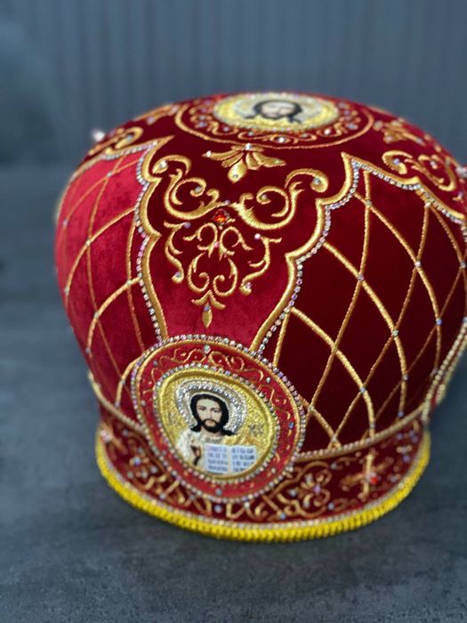 Священна митра.