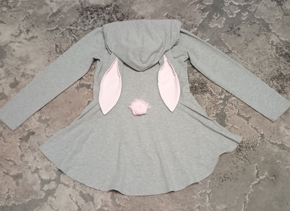 Bluza z uszkami i ogonkiem zajączka