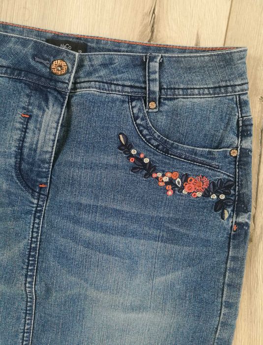 Spódnica jeans z haftami Marks&Spencer