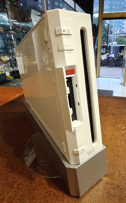 Konsola Wii RVL-001/Balance board/2xPilot/2xNunchuck/Sensor/zasilacz