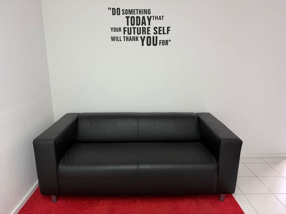 Sofá 2 Lugares IKEA - KLIPPAN Preto