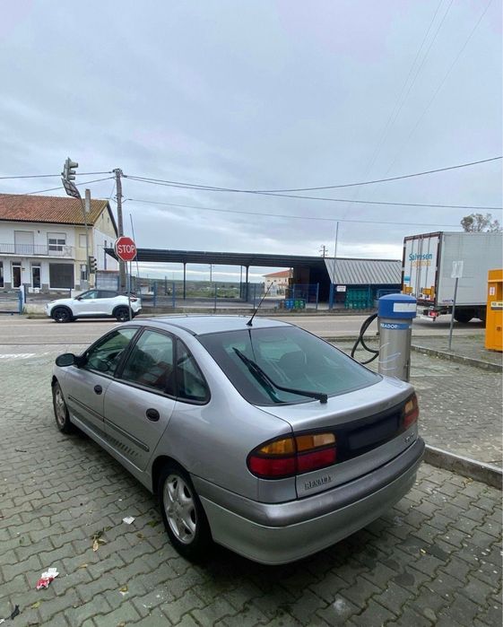 Renault Laguna 1.6 16V