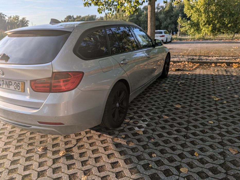 BMW 318d Touring Sport (2013) – Excelente estado, versão desportiva