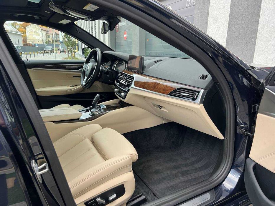 BMW 5 Series 2019