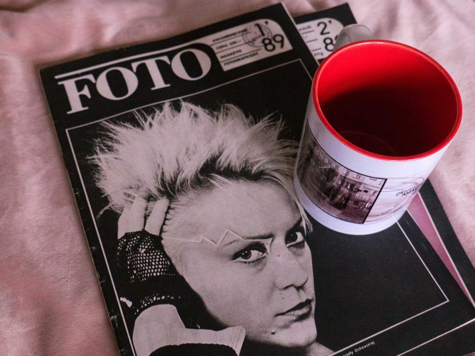 Magazyn Foto nr 1 i nr 2 (1989) + kubek "Fotografia analogowa"