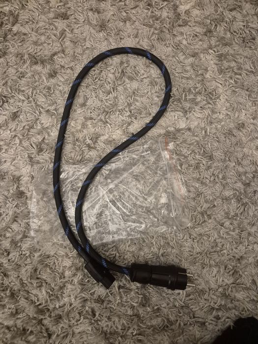 Kabel zasilający MELODIKA w oplocie.