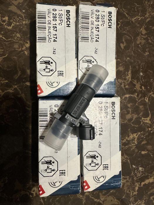 Паливна форсунка BOSCH 0280157174