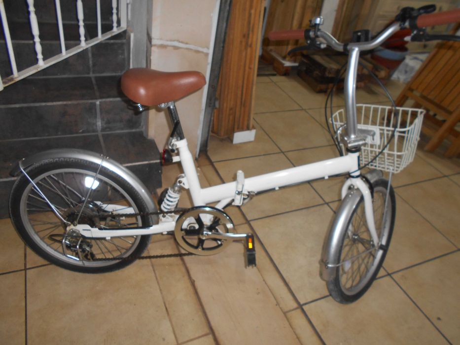 Bicicleta com pouco uso