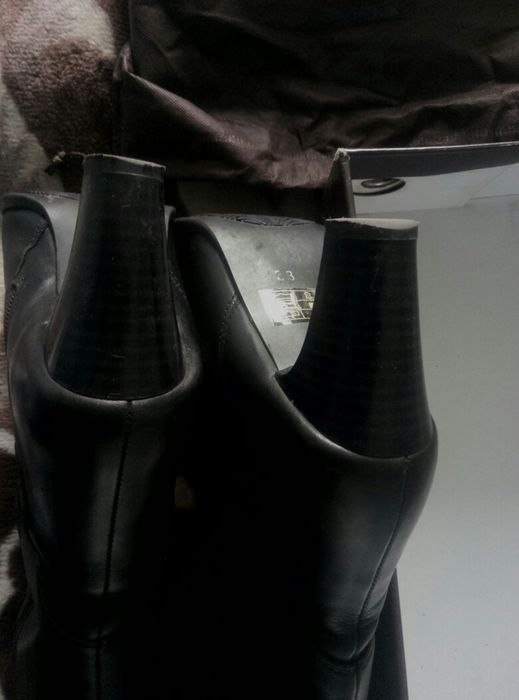 Демісезонні шкіряні сапожки Alesio Nesca