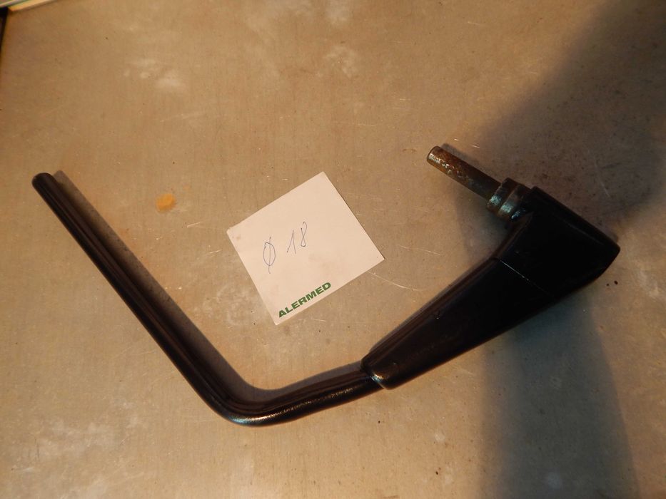 ramie uchwyt lusterka mercedes 814 vario rex 609 817
